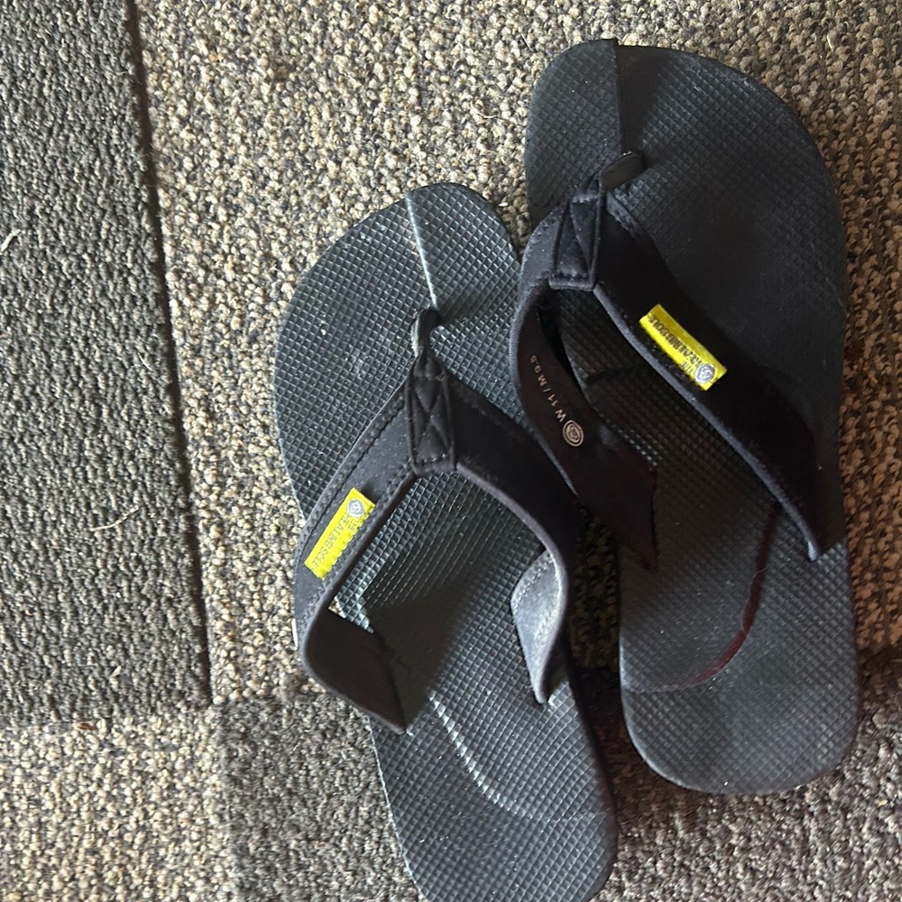 THE HEALING ❤️‍🩹 SOLE sandals.